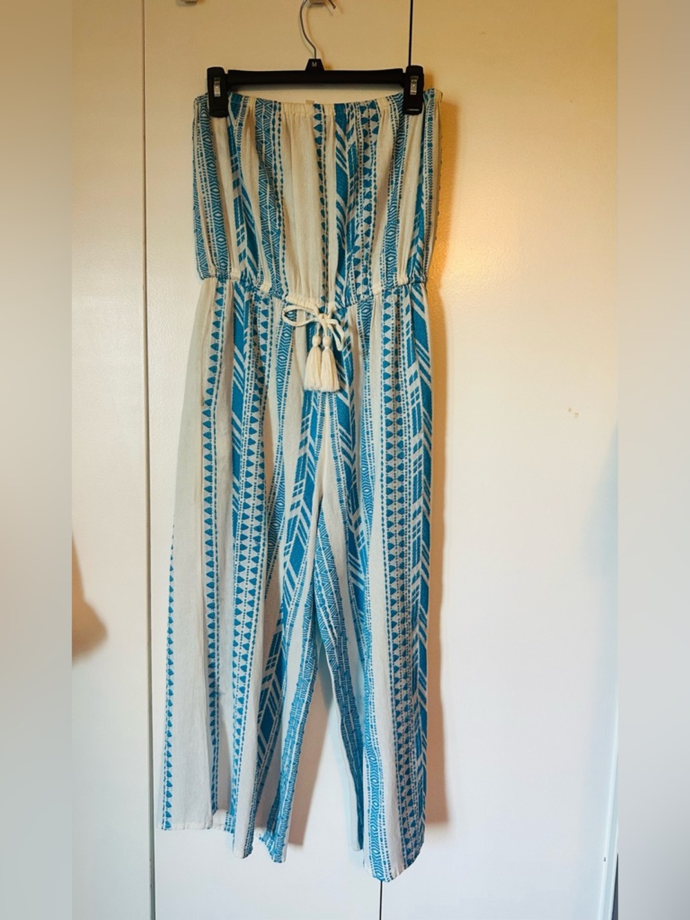 Elan Blue & Cream Strapless Printed Jumpsuit